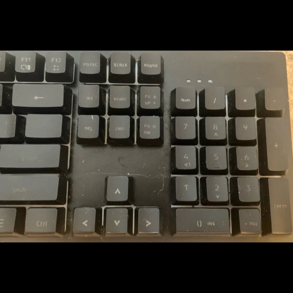 iBUYPOWER RGB Gaming Keyboard, Model No.: KB-IBP-015, along with “Quick Guide”